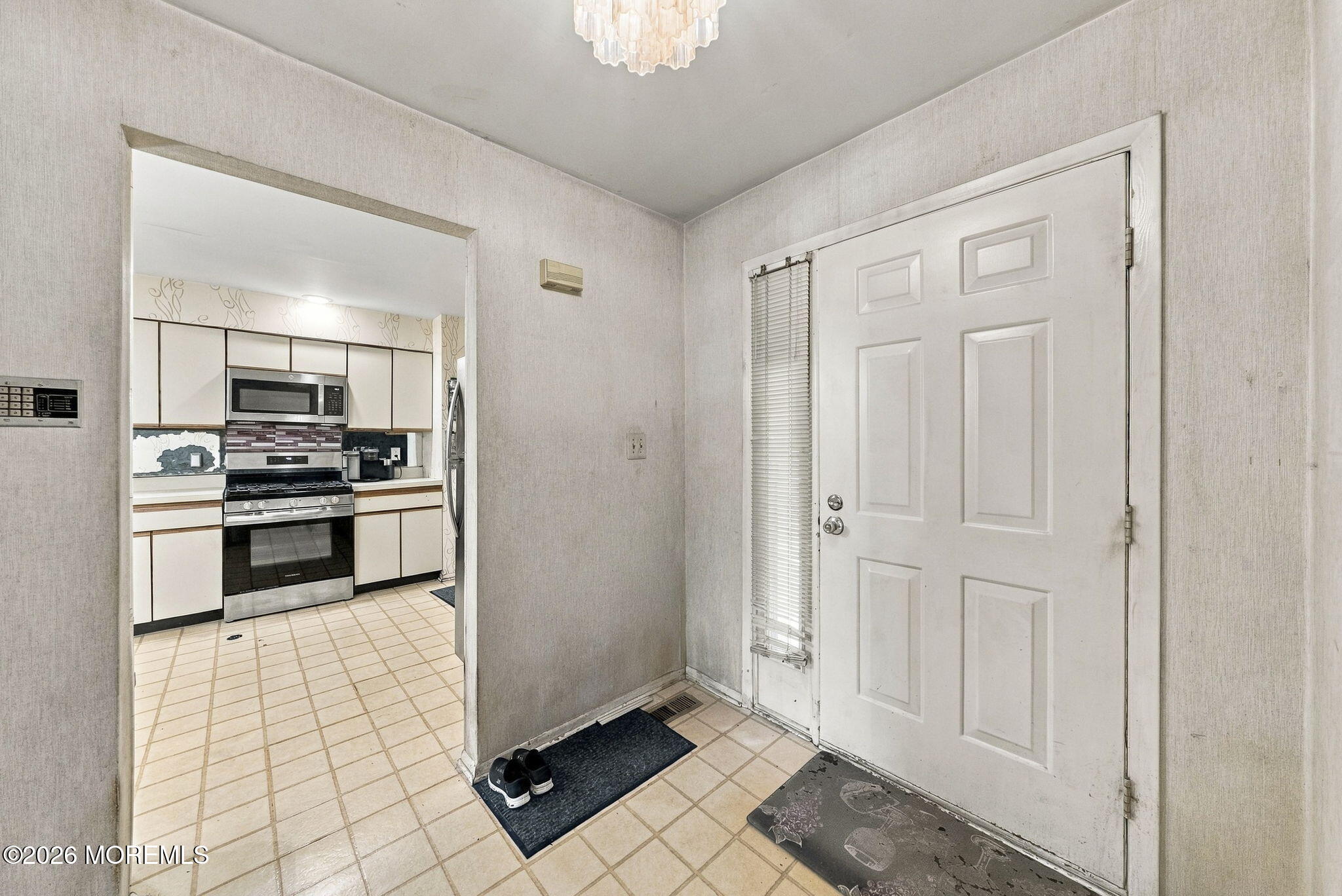 221 Longwood Drive Manalapan NJ 07726