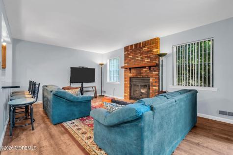 25 Paine Court East Brunswick NJ 08816