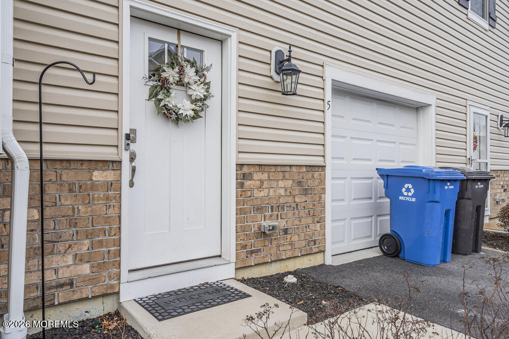 5 Farrah Drive Manahawkin NJ 08050