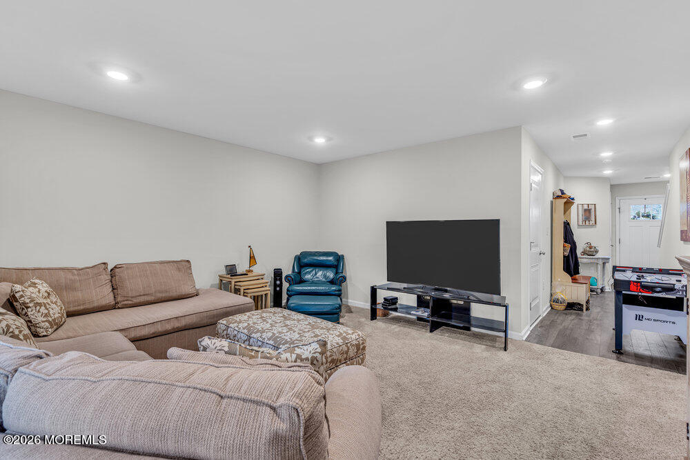 5 Farrah Drive Manahawkin NJ 08050