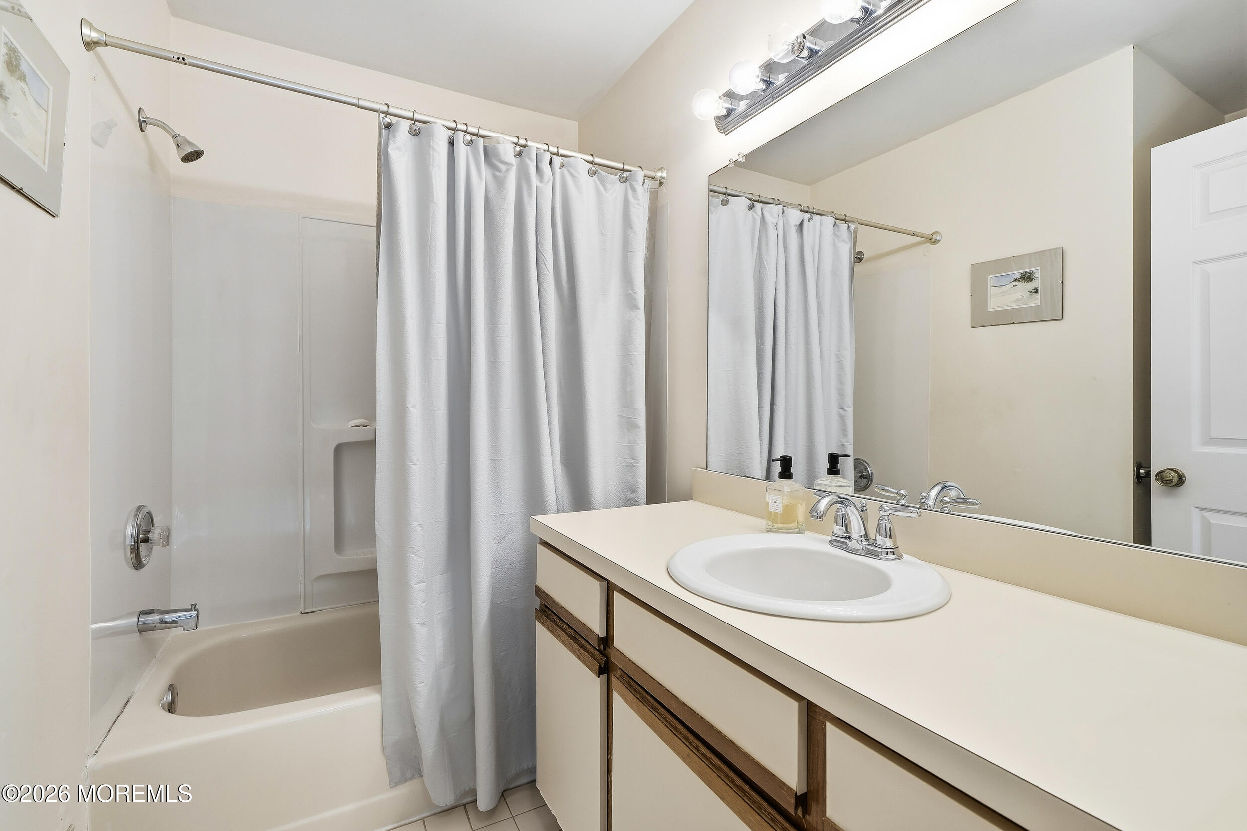 193 Old Orchard Lane Ocean Twp NJ 07712