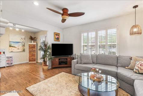 906 Wellington Place Matawan NJ 07747