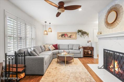906 Wellington Place Matawan NJ 07747