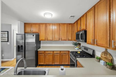 30 Oxford Court Englishtown NJ 07726