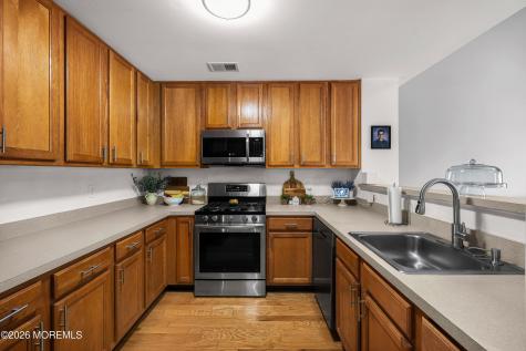 30 Oxford Court Englishtown NJ 07726
