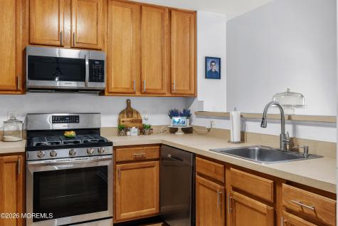 30 Oxford Court Englishtown NJ 07726
