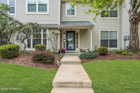319 Balsam Court Howell NJ 07731
