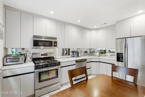38 Carriage Place Edison NJ 08820