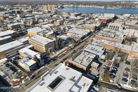 17 Leroy Place Red Bank NJ 07701
