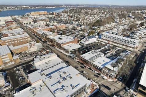 17 Leroy Place Red Bank NJ 07701