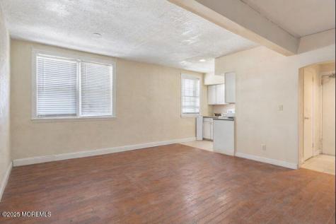 17 Leroy Place Red Bank NJ 07701
