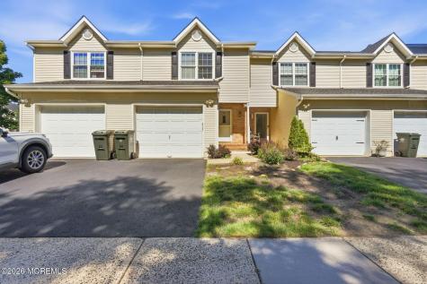 23 Lucia Court Aberdeen NJ 07747