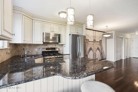 23 Lucia Court Aberdeen NJ 07747