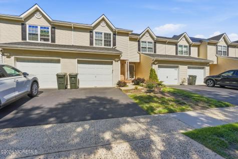 23 Lucia Court Aberdeen NJ 07747