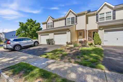 23 Lucia Court Aberdeen NJ 07747