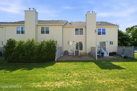 23 Lucia Court Aberdeen NJ 07747
