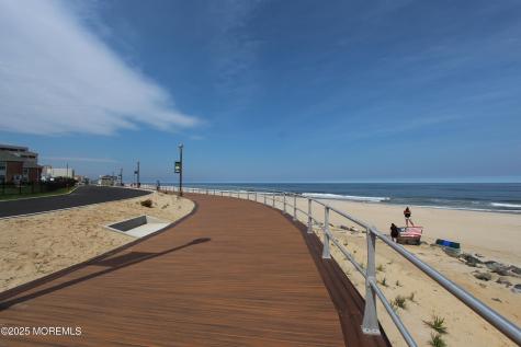17 Riviera Drive Long Branch NJ 07740