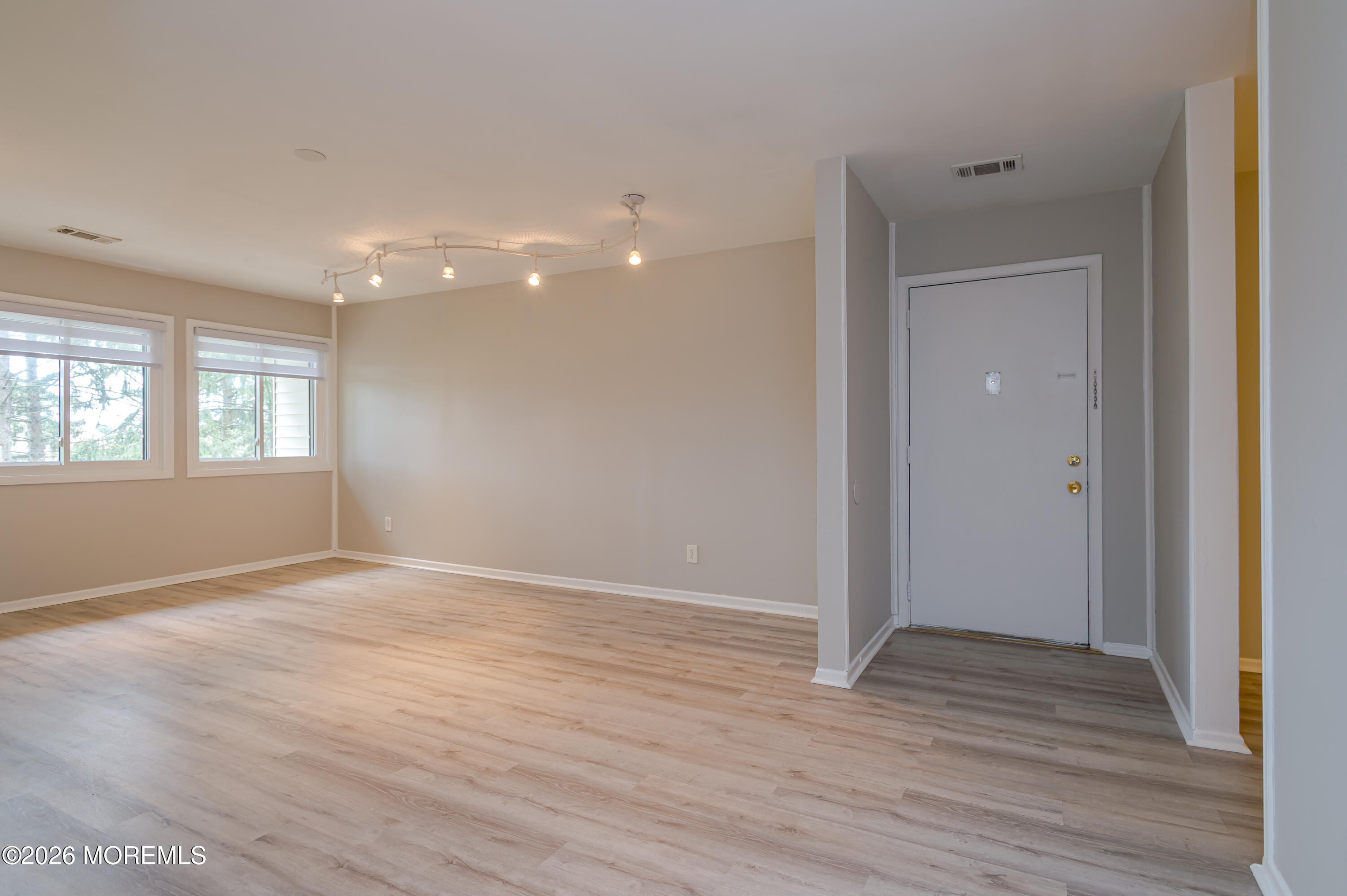 12 Avon Drive East Windsor NJ 08520