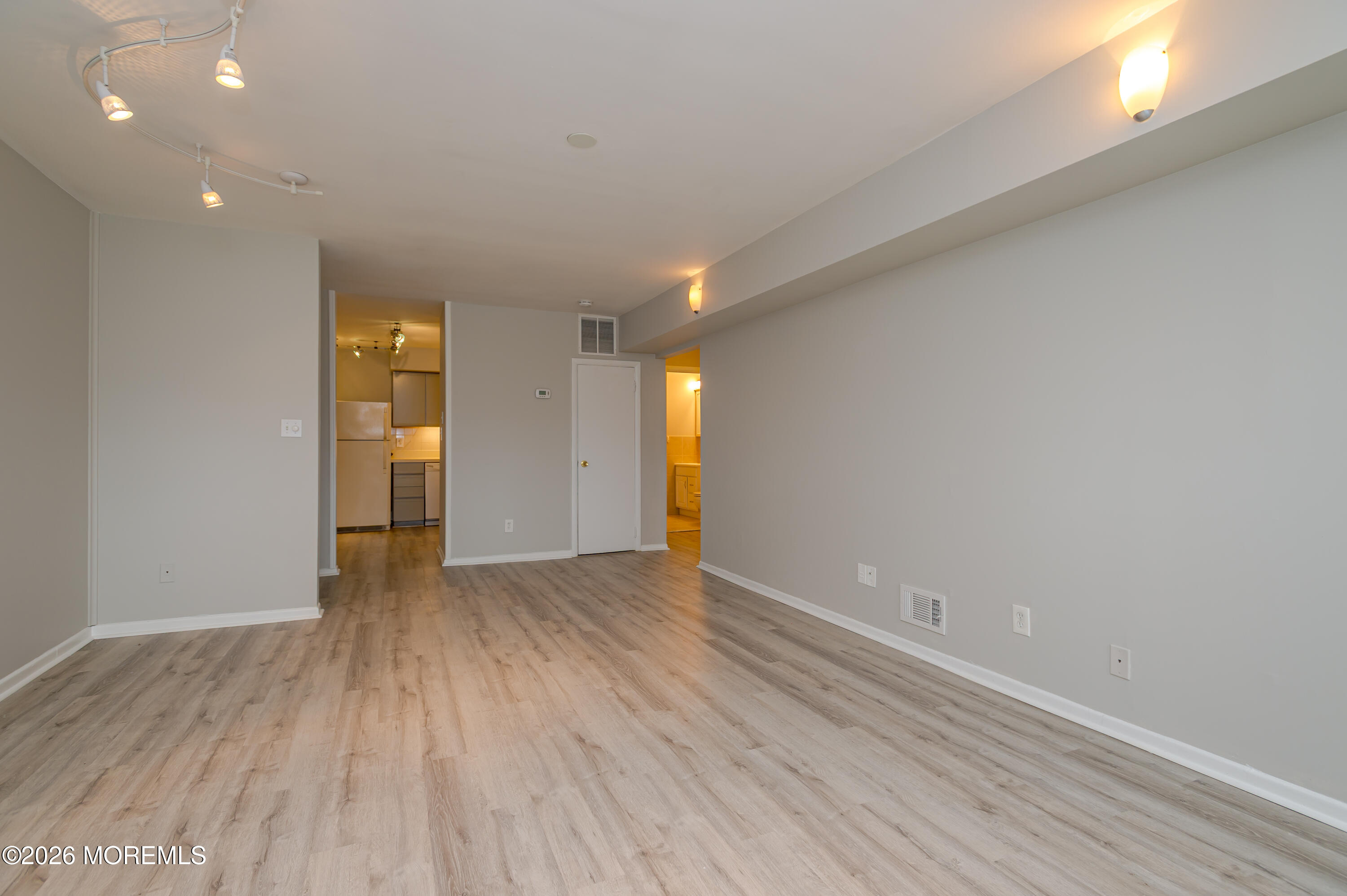 12 Avon Drive East Windsor NJ 08520