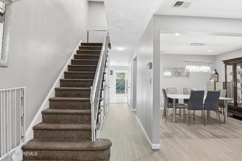 147 Stratford Place Lakewood NJ 08701