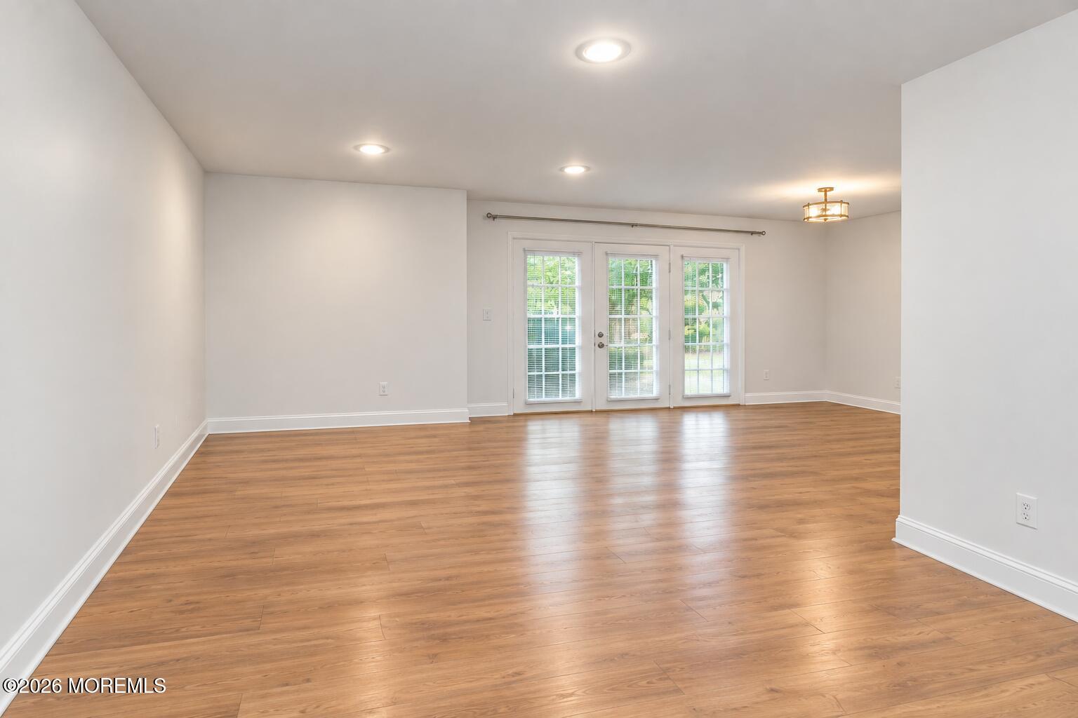 127 Evergreen Court Freehold NJ 07728