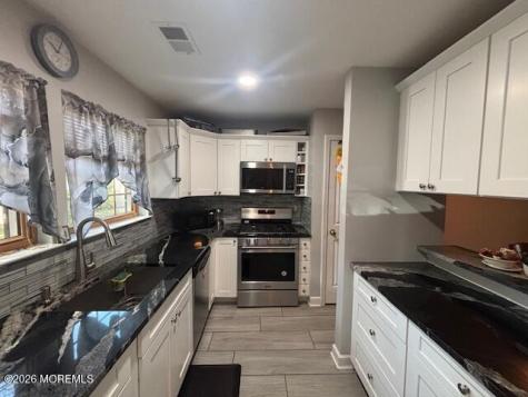197 Azalea Circle Jackson NJ 08527