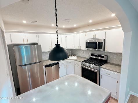 18-5 Augusta Court Freehold NJ 07728