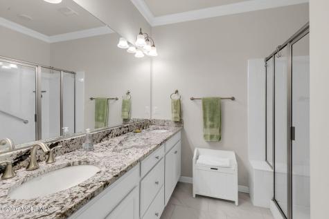 5 Halfmoon Court Highlands NJ 07732