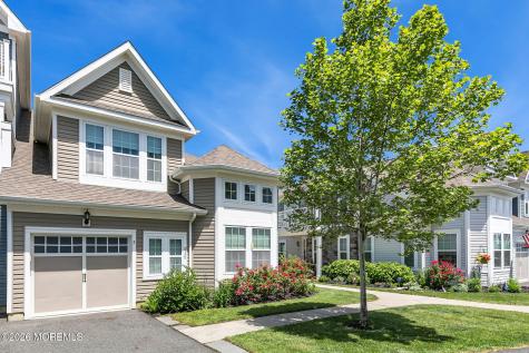 5 Halfmoon Court Highlands NJ 07732