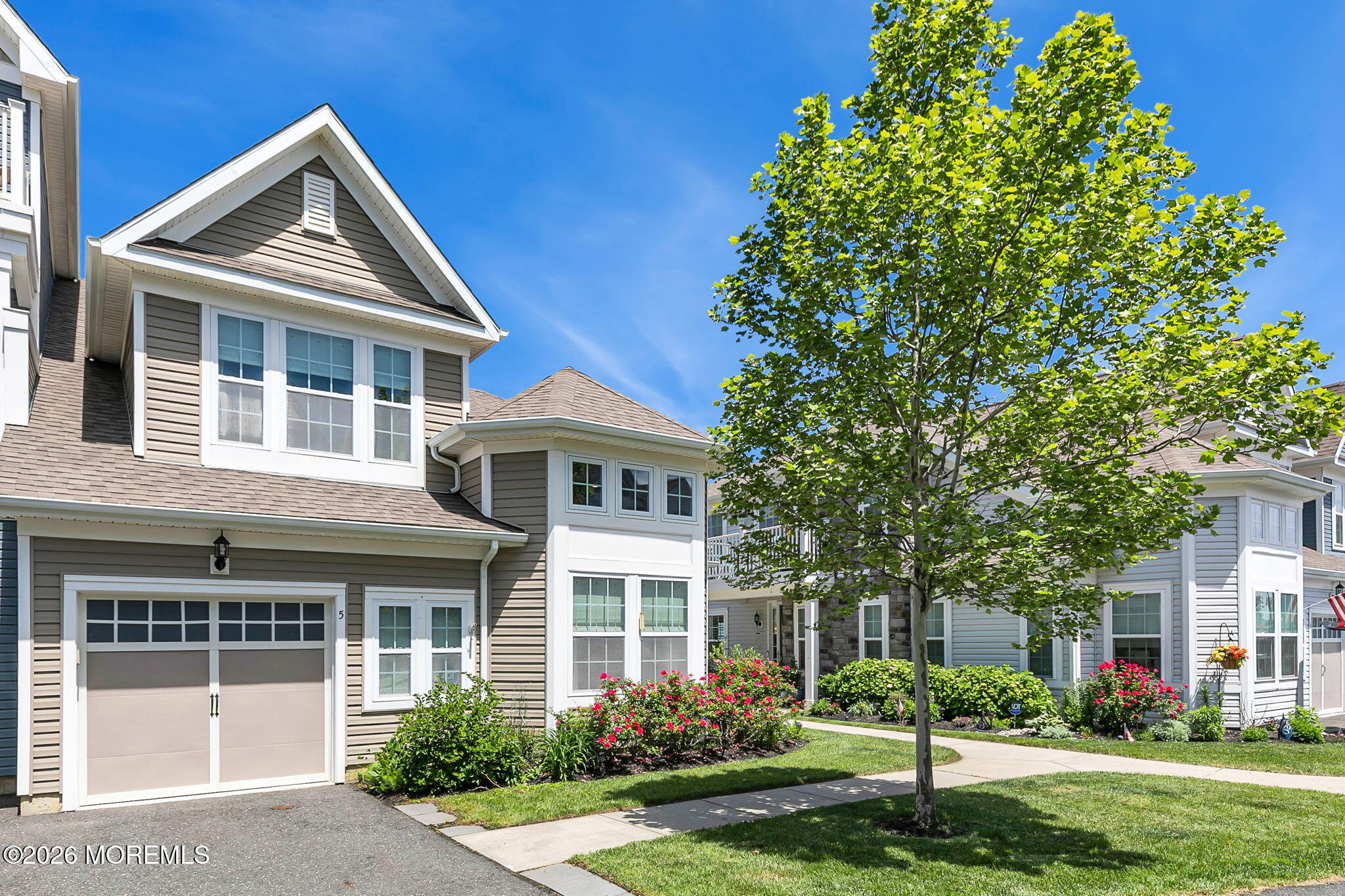 5 Halfmoon Court Highlands NJ 07732