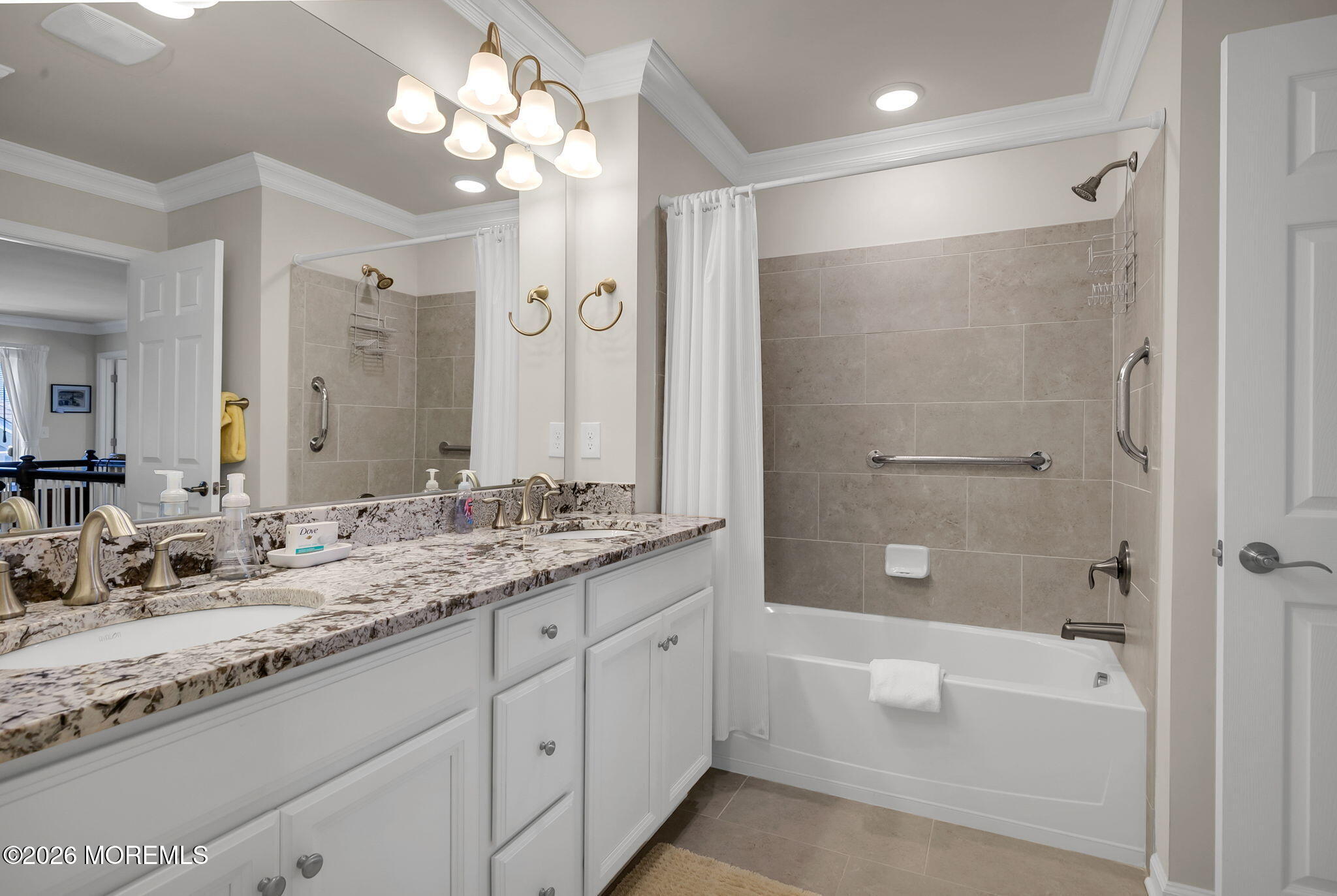 5 Halfmoon Court Highlands NJ 07732