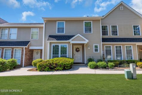 320 Harvard Place Morganville NJ 07751
