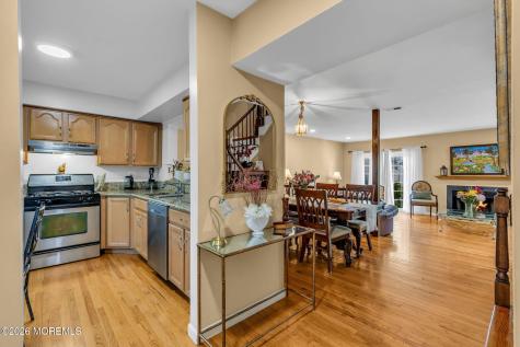 320 Harvard Place Morganville NJ 07751
