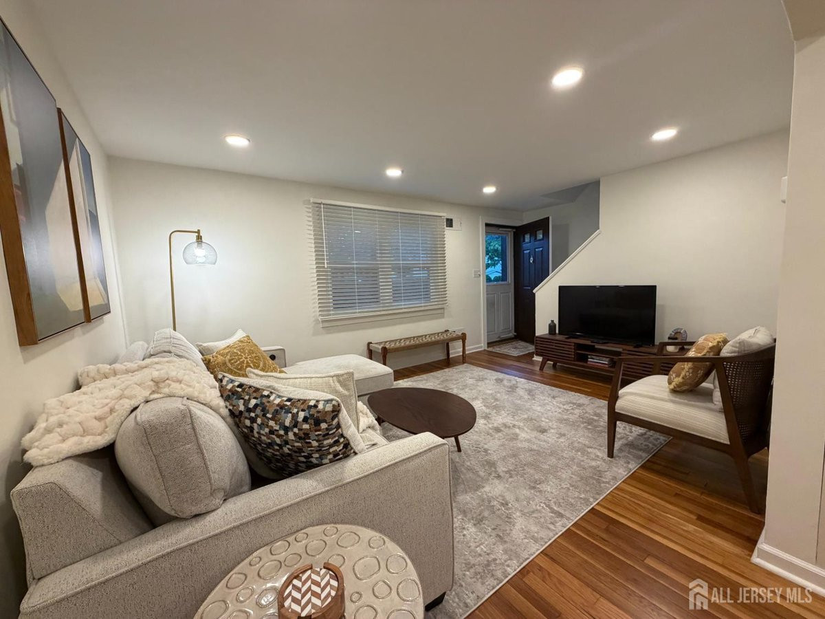 201 High Street Metuchen NJ 08840