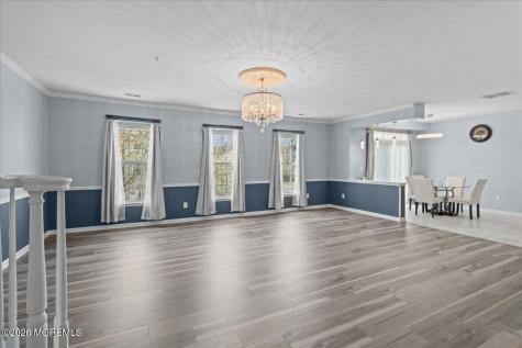 128 Melanie Way Manahawkin NJ 08050