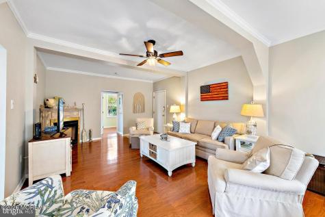 130 Chatsworth Avenue Beach Haven NJ 08008