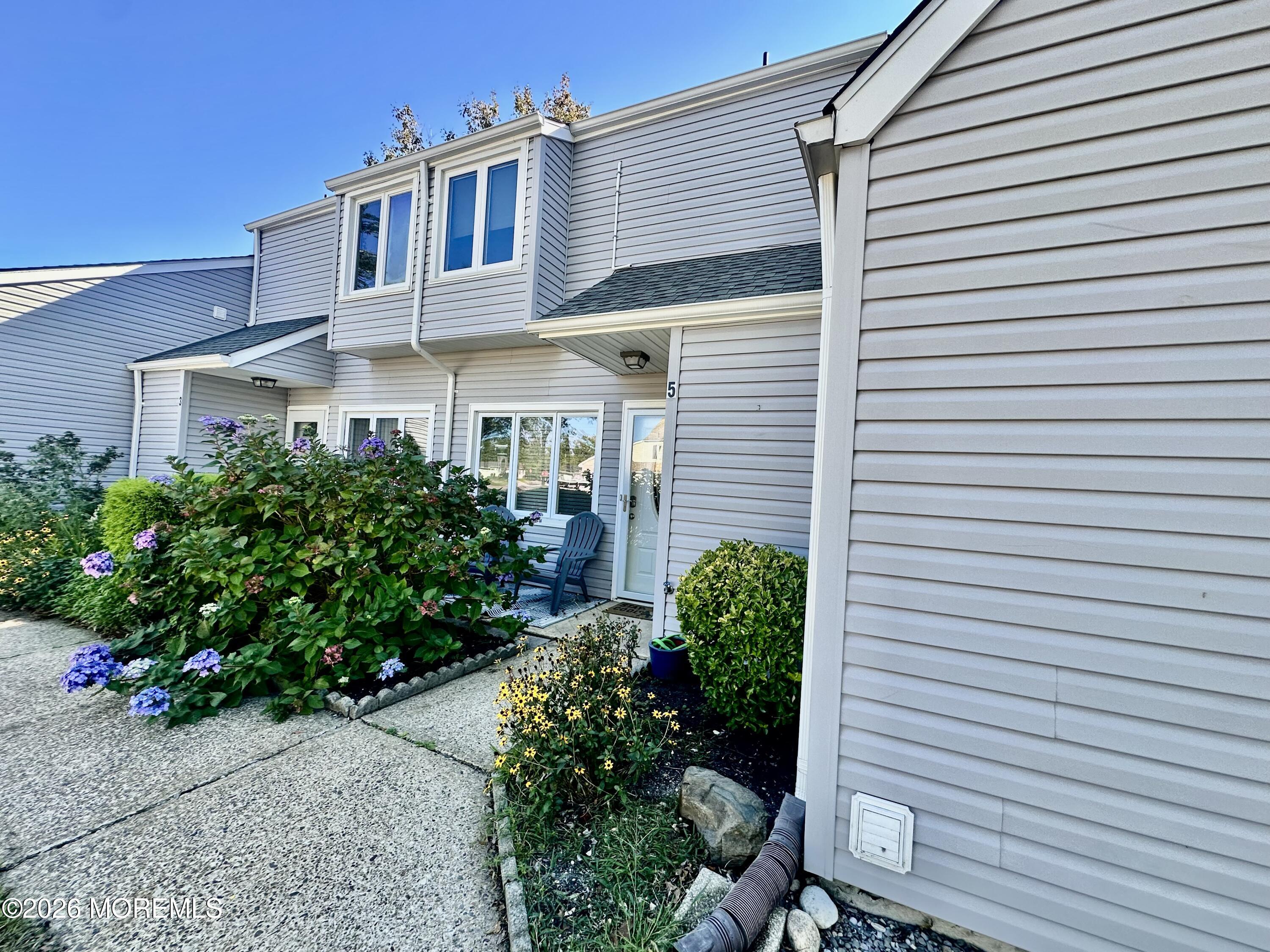 5 S Seas Court Barnegat NJ 08005