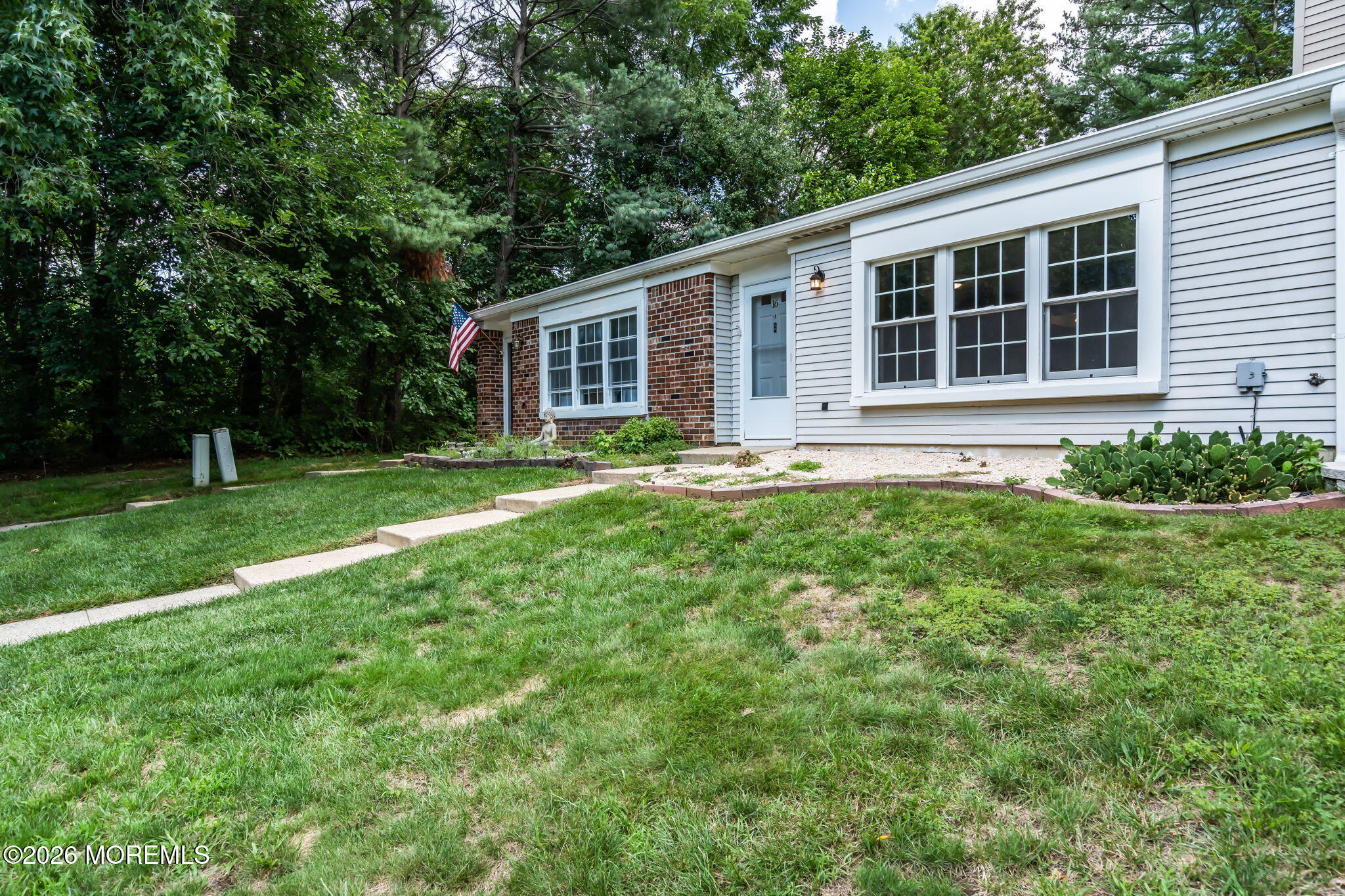 16 Excalibur Court Old Bridge NJ 08857