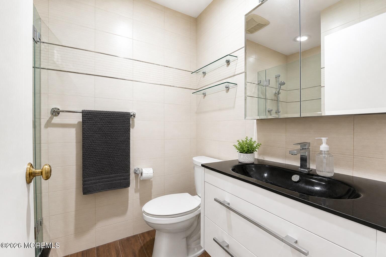 567 Applewood Court Howell NJ 07731