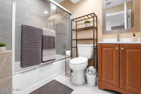 567 Applewood Court Howell NJ 07731