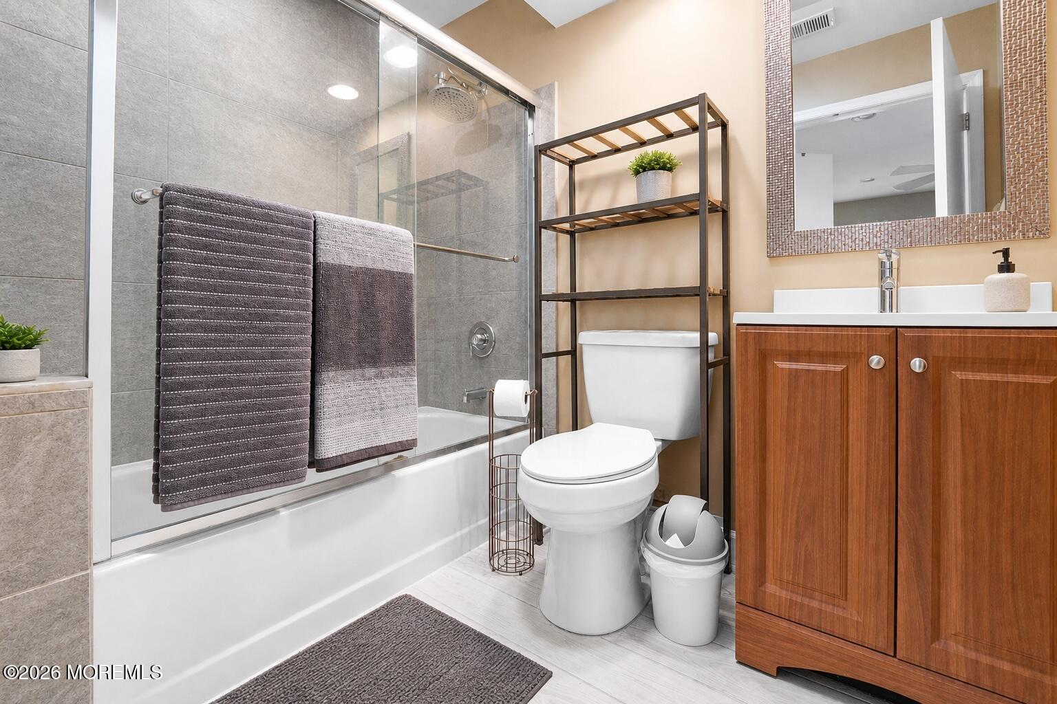 567 Applewood Court Howell NJ 07731