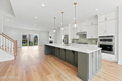 68 Augustus Drive Middletown NJ 07748