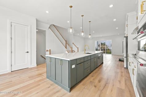 68 Augustus Drive Middletown NJ 07748