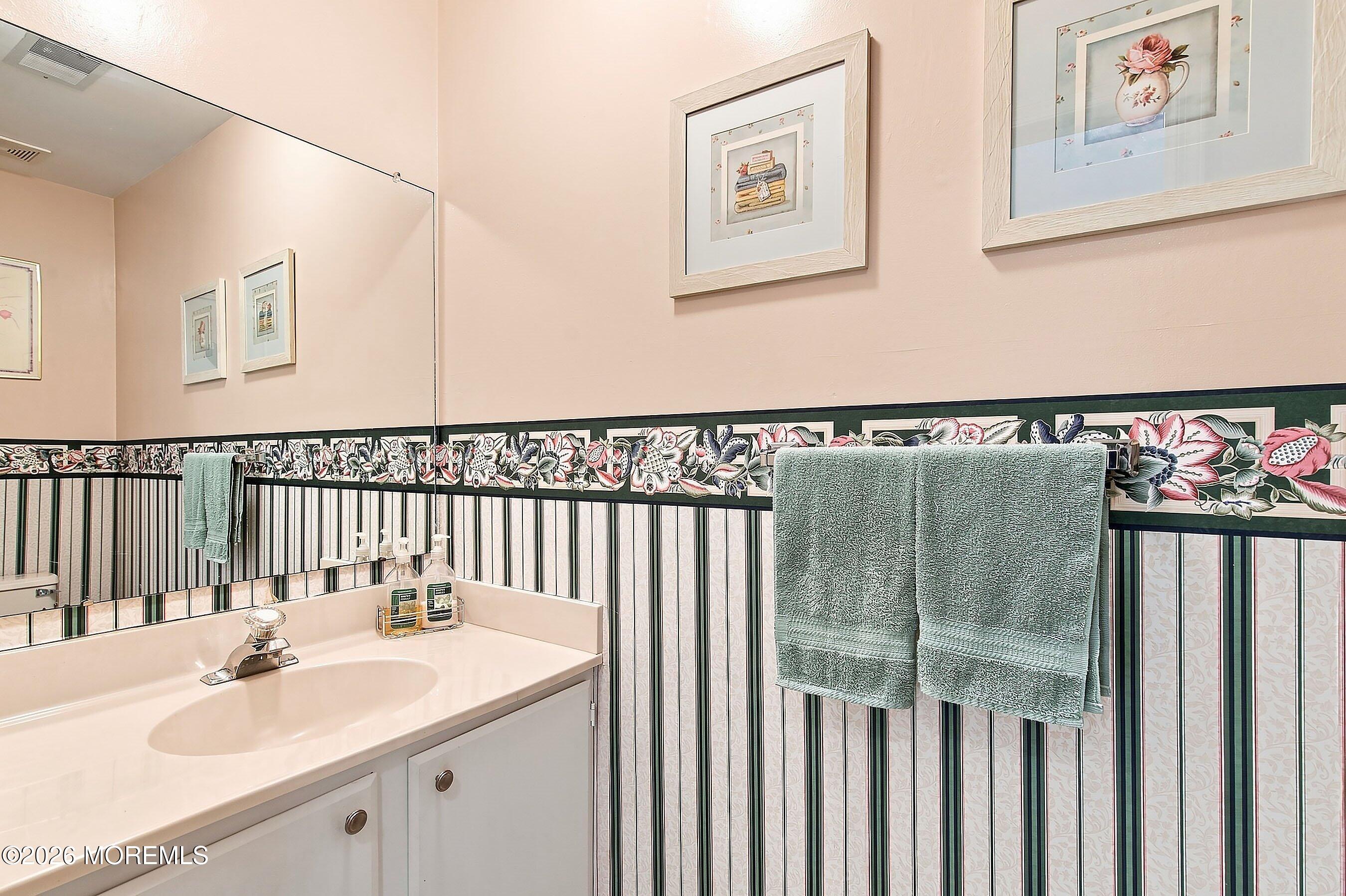 25 Wyeth Drive Freehold NJ 07728