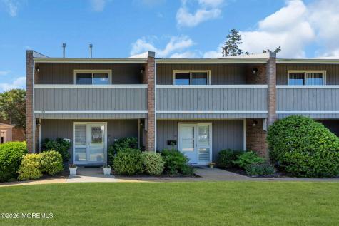 52 Linden Court Spring Lake Heights NJ 07762