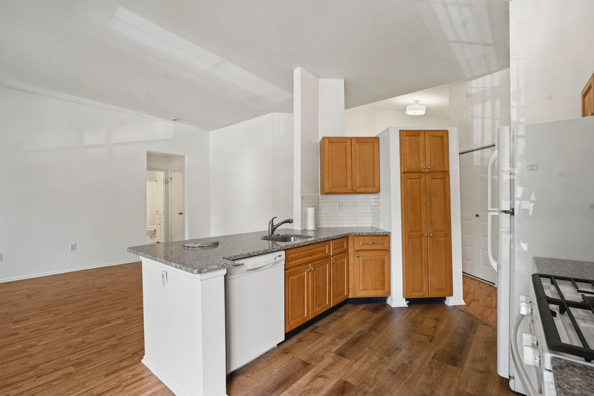 6083 Cedar Court South Brunswick NJ 08512