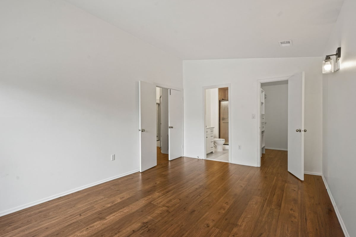 6083 Cedar Court South Brunswick NJ 08512