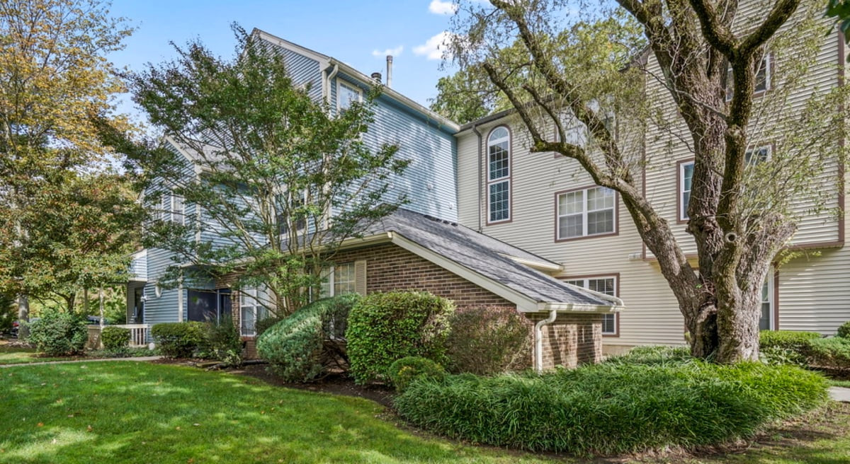6083 Cedar Court South Brunswick NJ 08512