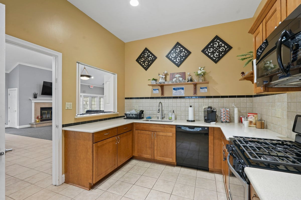 6083 Cedar Court South Brunswick NJ 08512