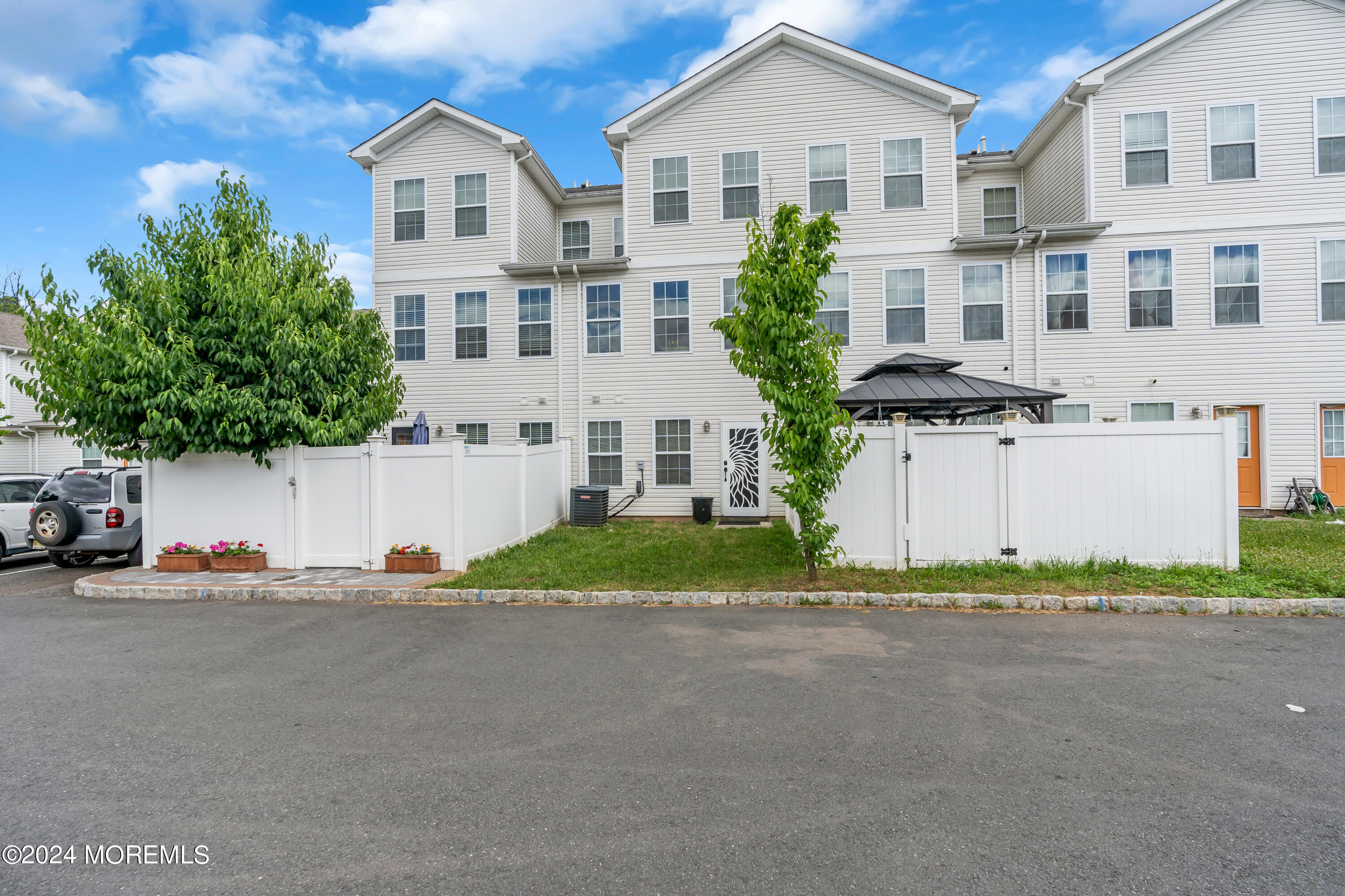 16 Paulina Place Franklin Twp NJ 08873